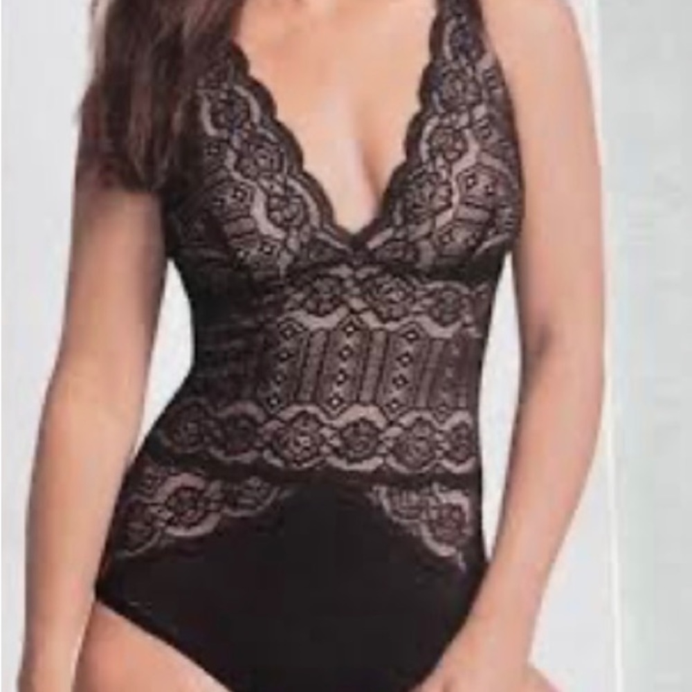 Adrienne Vittadini Shaping Lace Bodysuit, Size L, Black